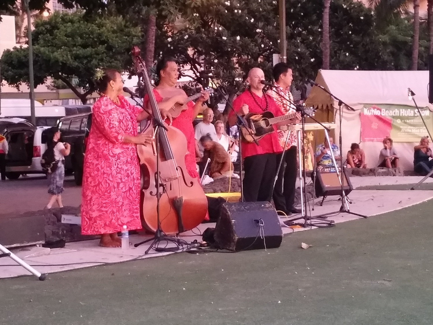 Kuhio Beach Hula Show